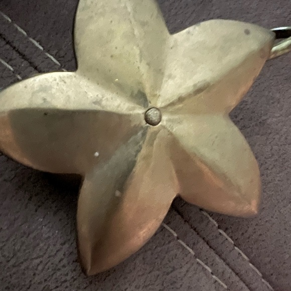 Vintage Gatgo Solid Brass Figural Lotus Flower Candle Holder 5.75" Mid Century - Picture 2 of 2